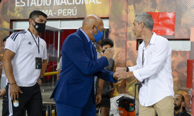Rubro-Negro Carioca venceu a equipe peruana por 2 a 0, fora de casa, e voltou a triunfar após duas rodadas seguidas na temporada