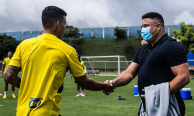 Clube e atual administração de ex-jogador são condenados por pagamento ao ex-atacante da Raposa, Vinícius Popó, atualmente no Betim FC