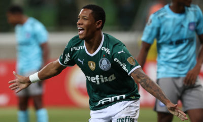 Aos 21 anos de idade, volante do Verdão é uma das peças principais do time invicto há um ano na Copa Libertadores da América