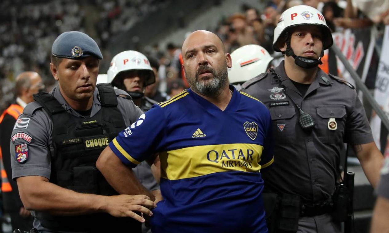 Entidade do futebol sul-americano oficializou o aumento da multa mínima para US$ 100 mil (cerca de R$ 500 mil), além de outras medidas