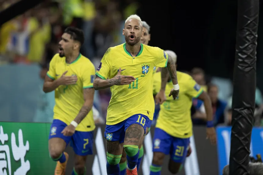 O atacante Neymar marcou o gol de número 77 pelo Brasil, diante da Croácia, na eliminação na última sexta-feira (9)
