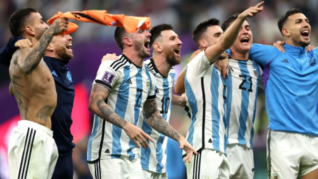 Os gajos venceram por 3 a 0 os europeus, em um show de Messi, mas um espetáculo de Julian Álvarez