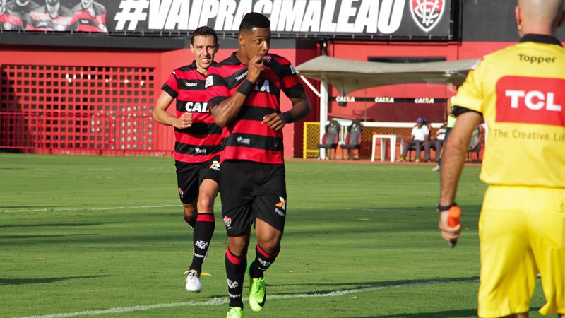 O ex-jogador do Esporte Clube Vitória acumula passagens por clubes como Cruzeiro, Fortaleza e Internacional